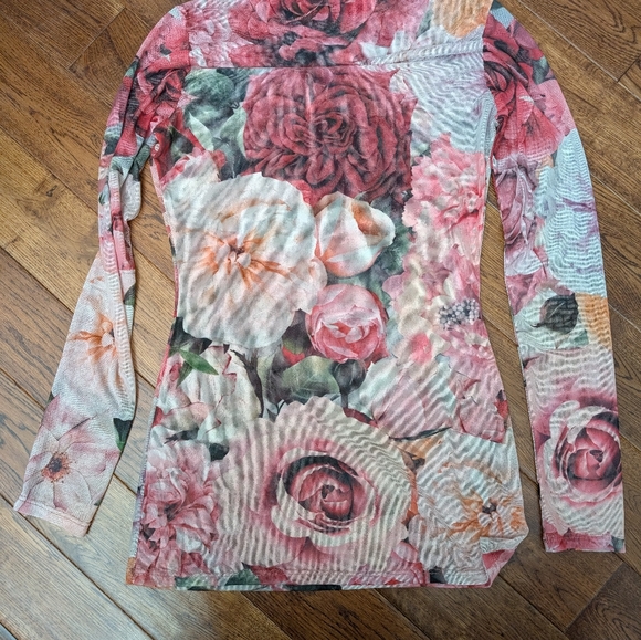 EUC Day & Night Sheer Floral Long Sleeve Top Shirt Mock Turtleneck Size Small - Picture 7 of 7